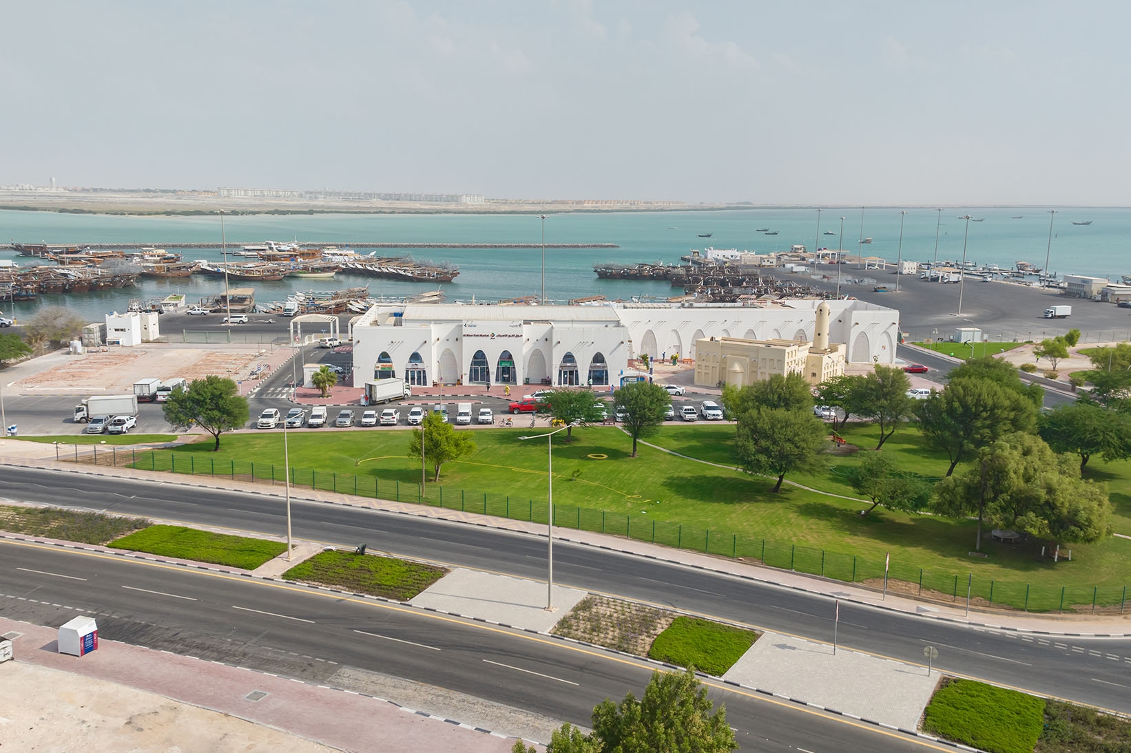 Al Khor Fish Market gallery image 8