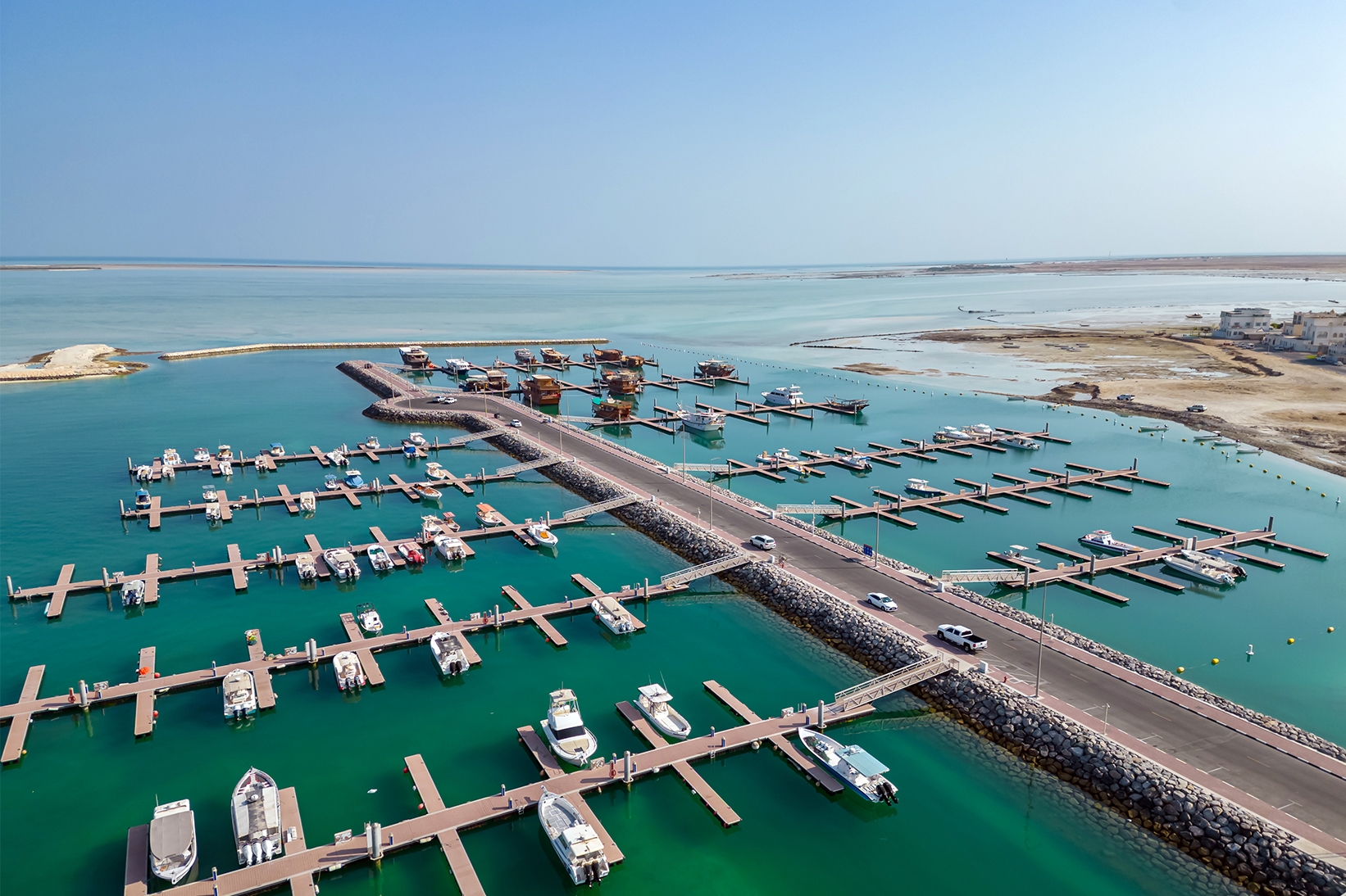 Al Ruwais Fish Market gallery image 9