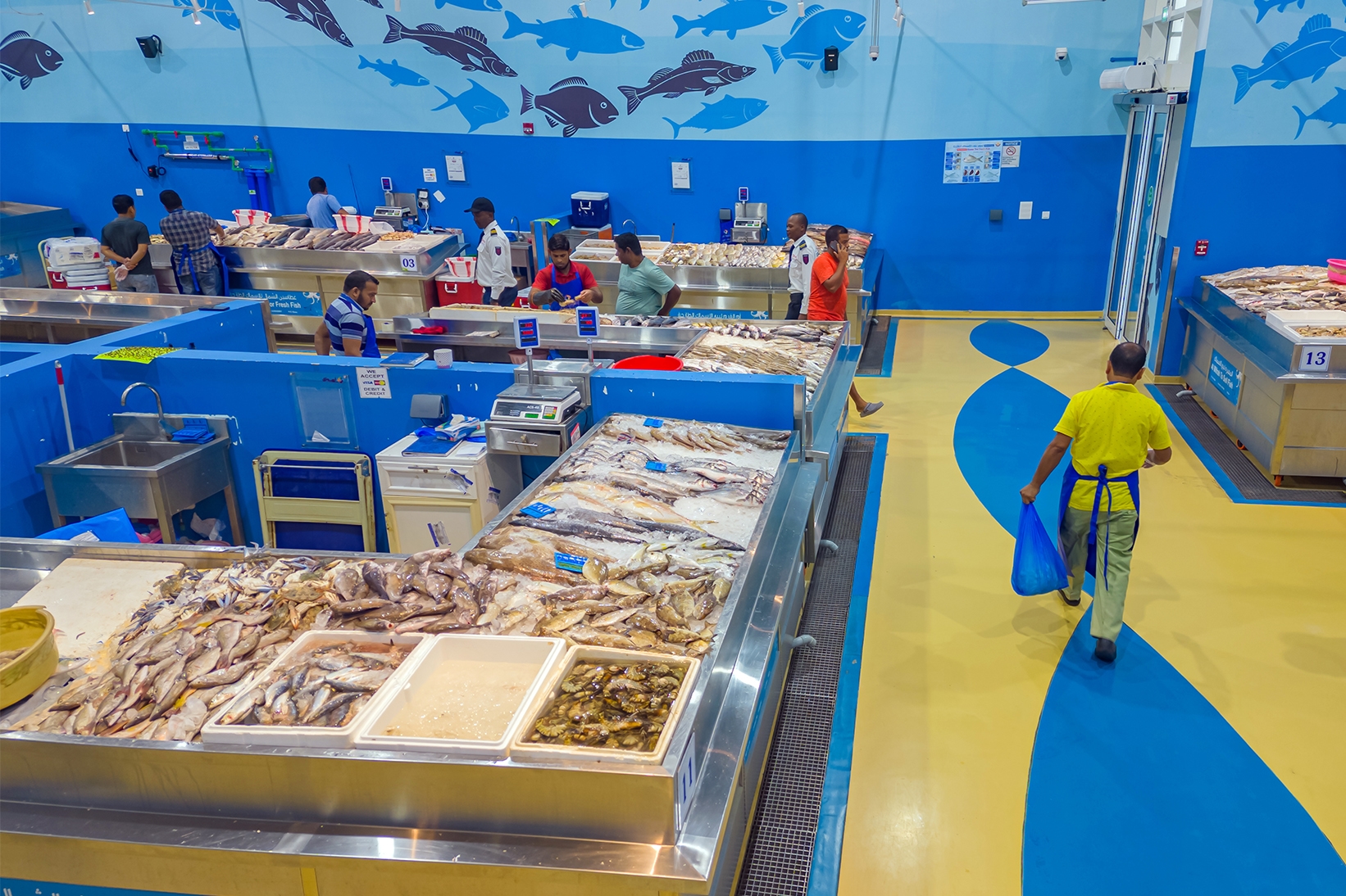 Al Ruwais Fish Market gallery image 11